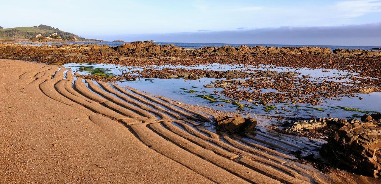 Goat Island Bungalow アルバーストン エクステリア 写真